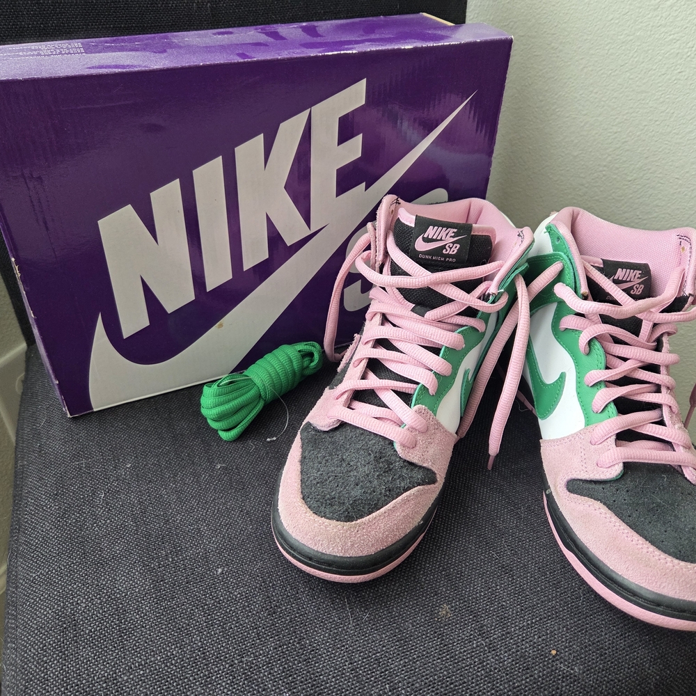 Nike Women's Pink and Green SB Sneakers